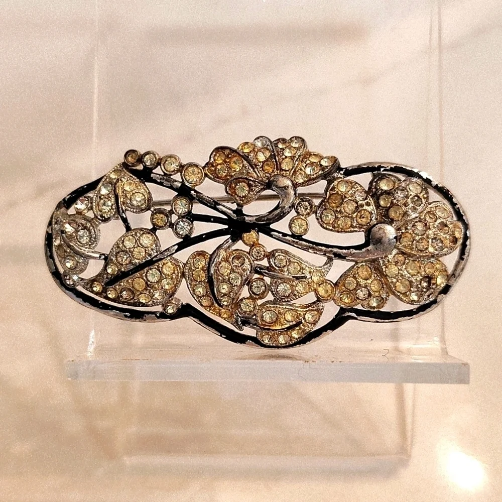 Brooch silver and gold tone 2.5